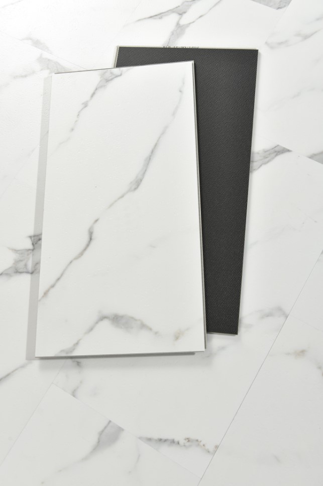 "Madera"SPC Expert Vinil №818 Мрамор южный 626*313*4 мм+1,5мм 1уп-2,3512м2/12шт